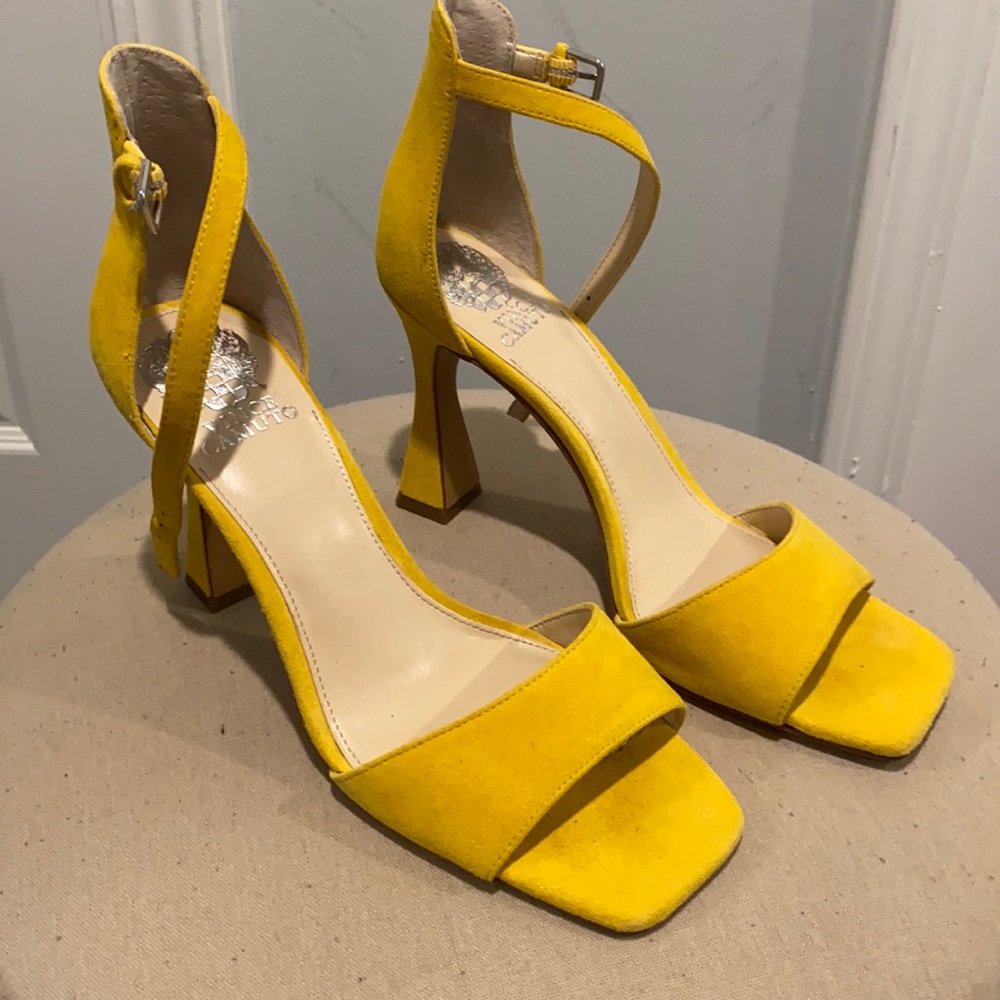 Vince Camuto mustard color suede sandal